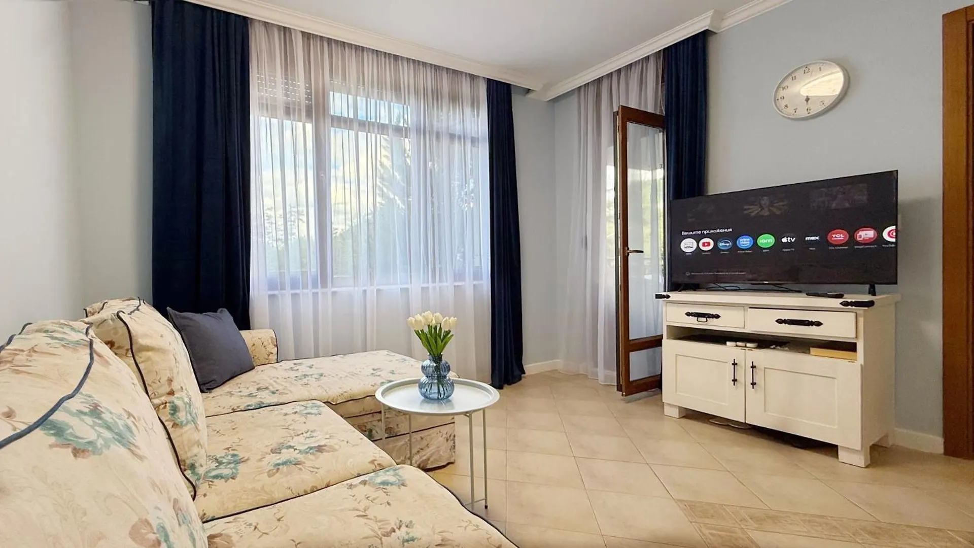 Sm Lovely Apartments On The First Line In Sozopol