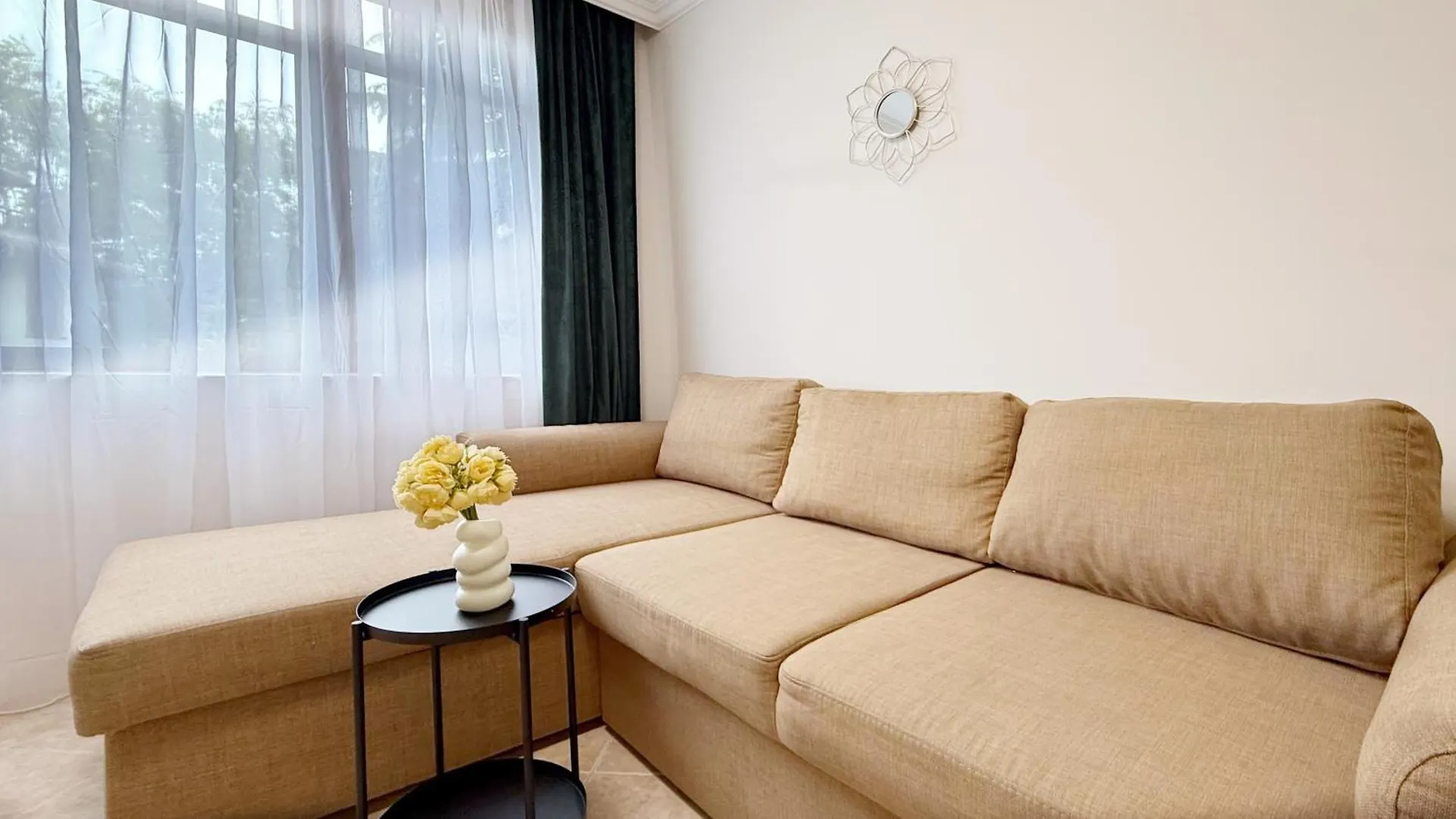 Sm Lovely Apartments On The First Line In Sozopol