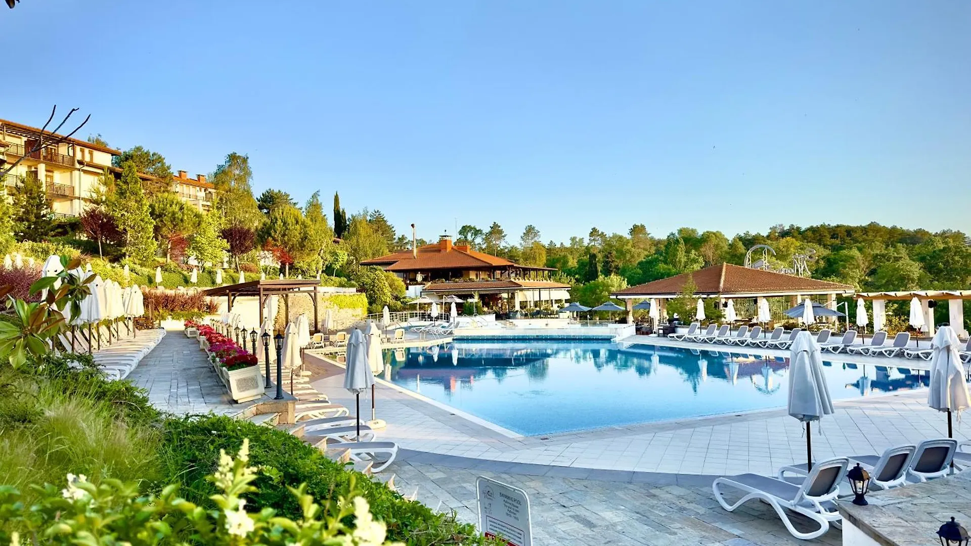 Sm Lovely Apartments On The First Line In Sozopol